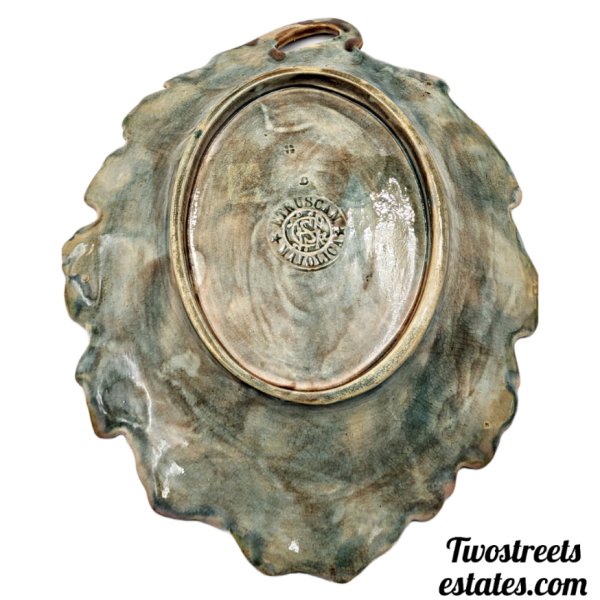 Antique Etruscan Majolica Leaf Plate - Image 2